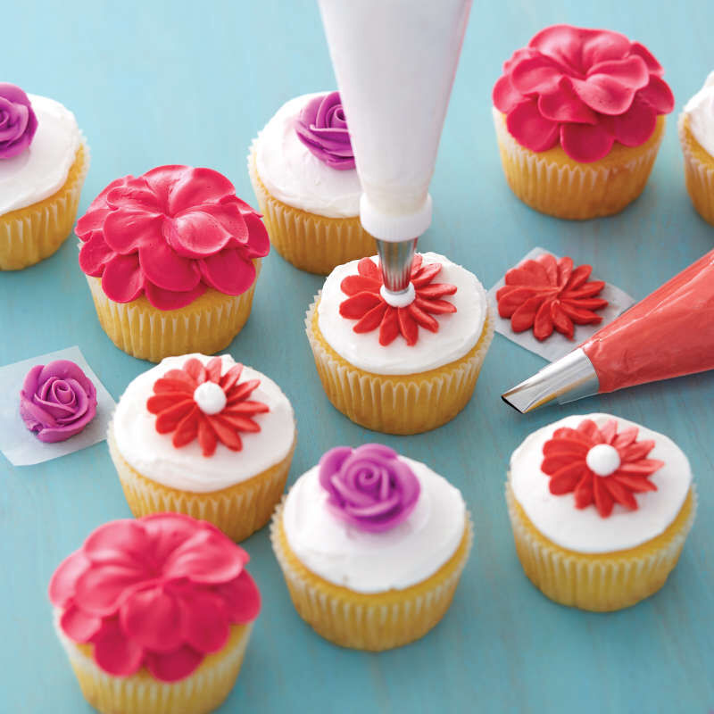 Cupcake Decorating Set 12pc (old packaging)