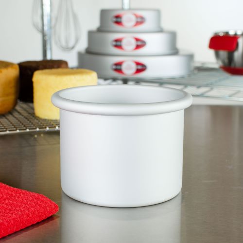 Round cake pan solid bottom 5 x 4