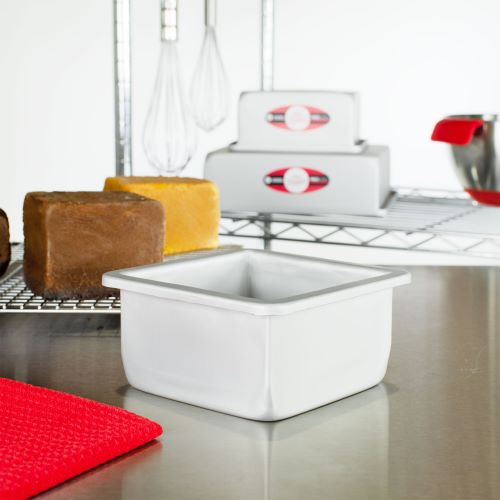 Square cake pan solid bottom 5x5x3 (O/S at FAT DADDIOS)