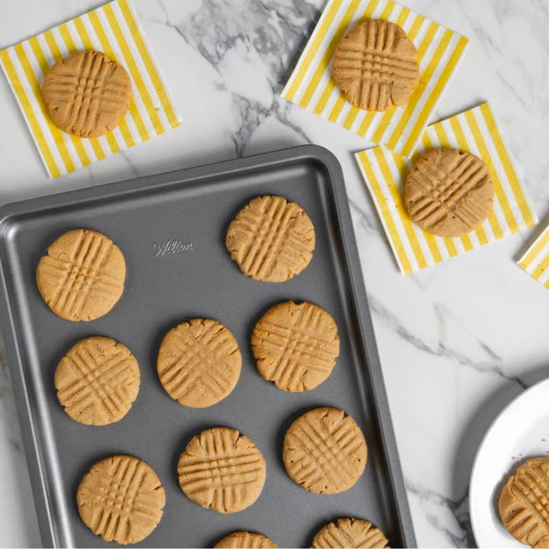 Silver Non-Stick Large Baking Sheet 17x11in